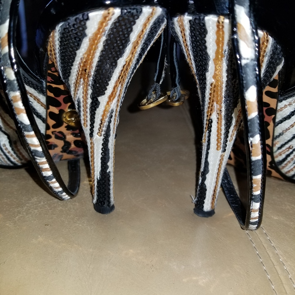 Betsey Johnson Sequin Pump - Picture 9 of 10